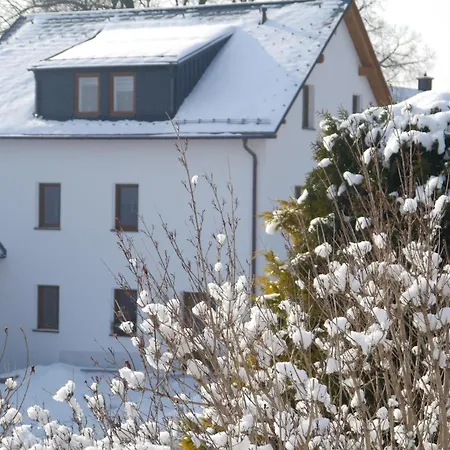 Gemuetliche In Mit Grill, Garten Und Terrasse Апартаменты *