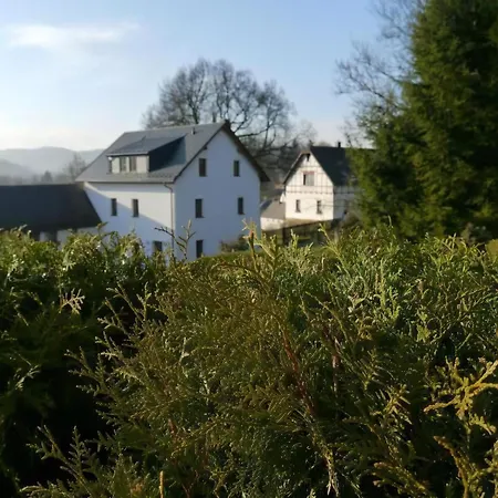 Апартаменты Gemuetliche In Mit Grill, Garten Und Terrasse *